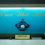 Pearl White Hotel