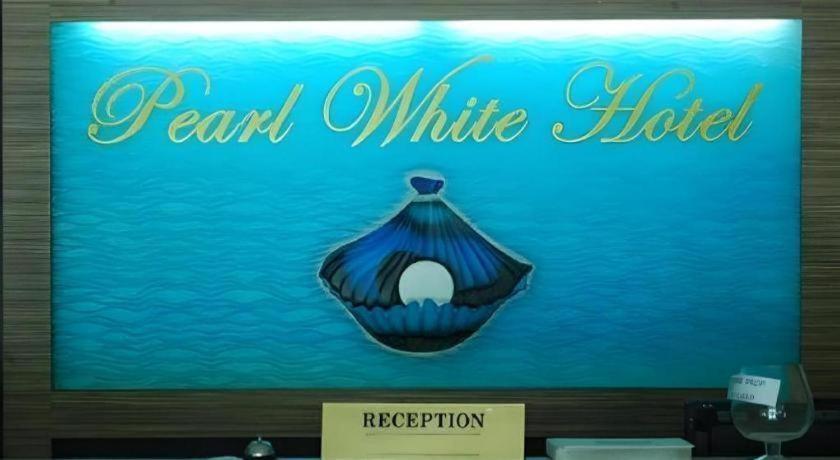 Pearl White Hotel Johor Bahru