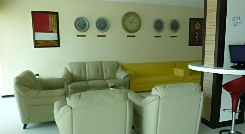 Pearl White 2*