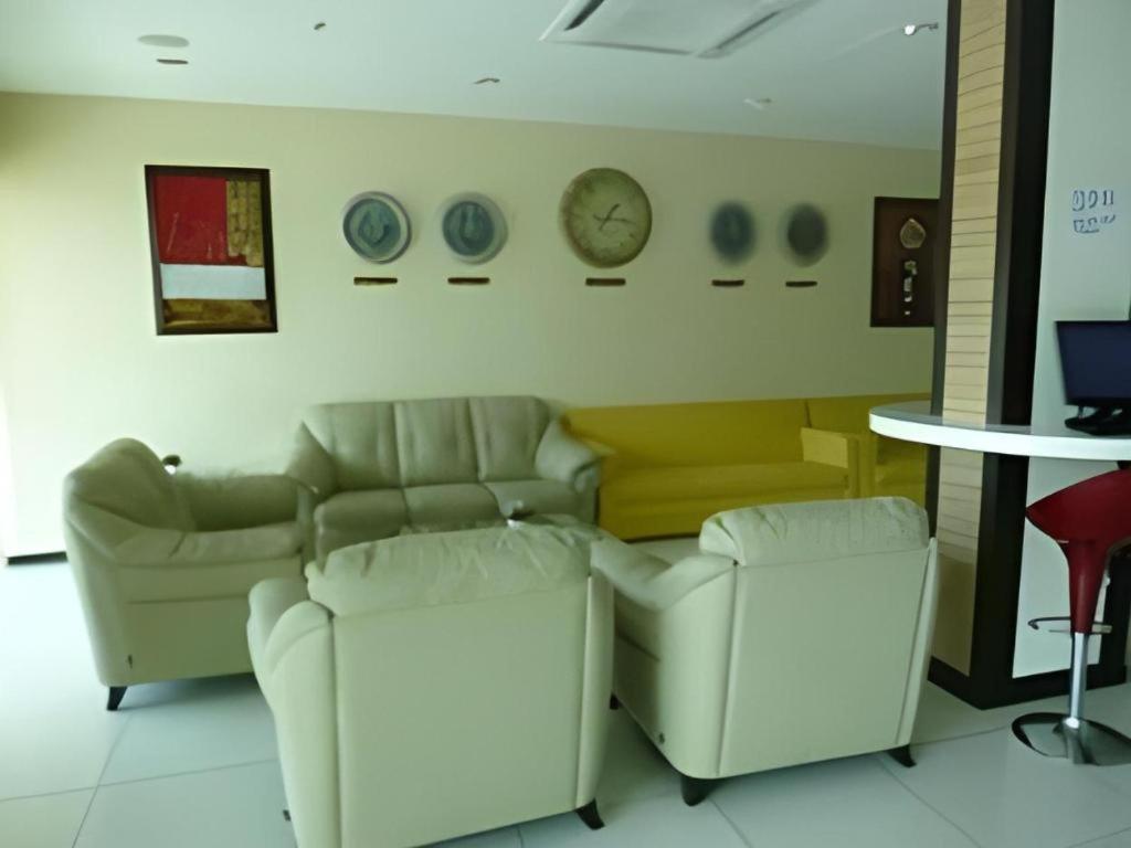 Hotel Pearl White 2*