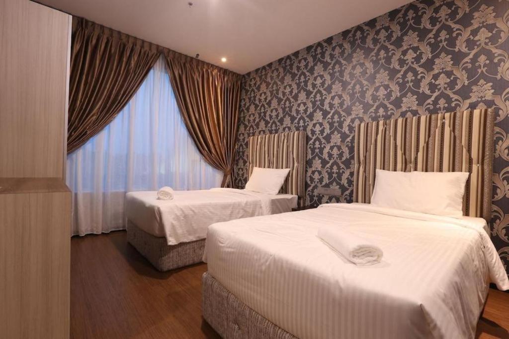 Hotel Pearl White Johor Bahru