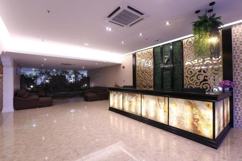 Hotel Pearl White Johor Bahru